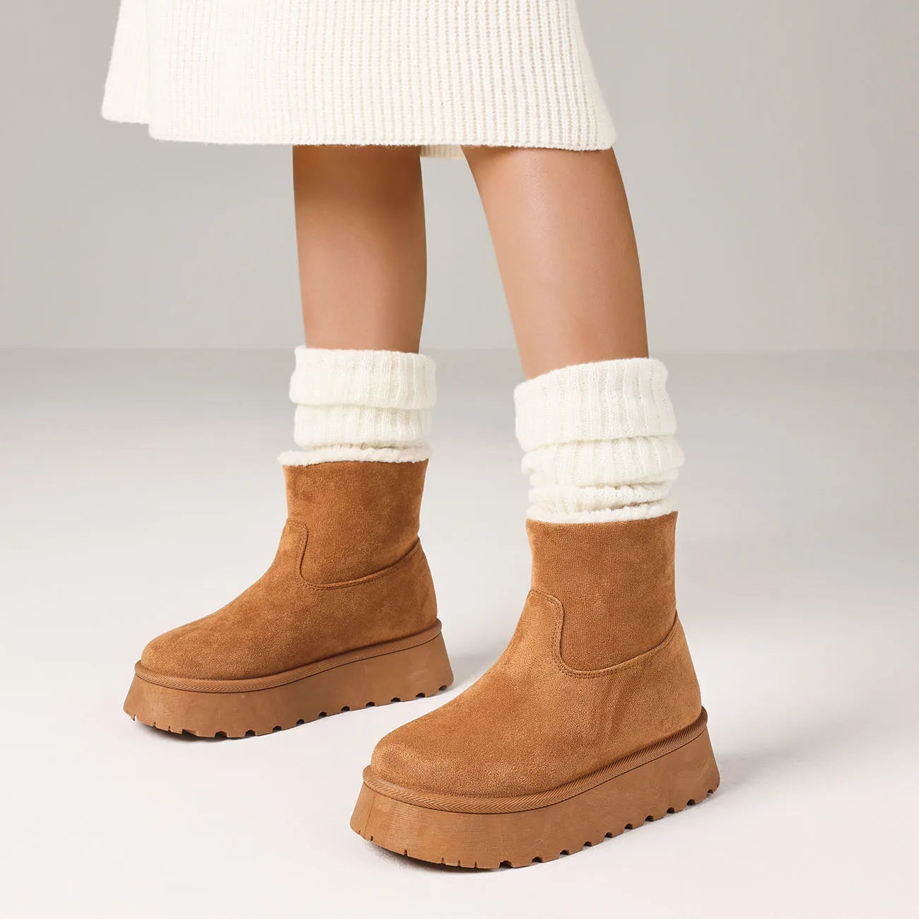 GIGIFOX Women Winter Mini Boots Faux Fur Suede Platform Round Toe Short Plush Slip-on Shoes Winter Warm Outdoor Ankle Snow Boots